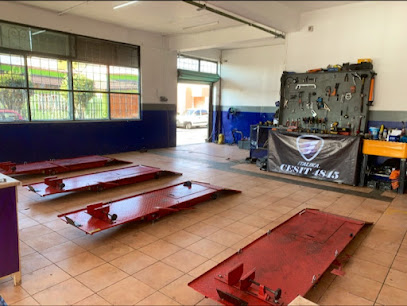 Negocio Centro De Servicio De Motos Cr’ Motors
