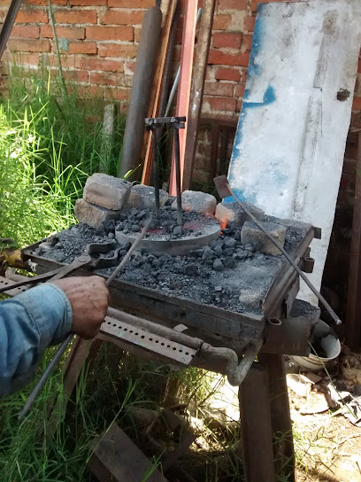 Negocio Taller De Herreria Y Torno Gonzalez