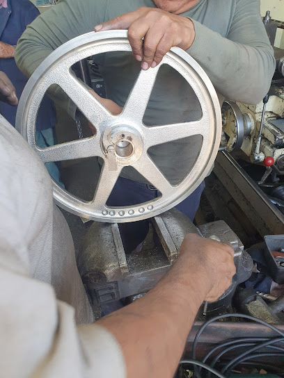 Negocio Taller De Torno Industrial Moctezuma Ii