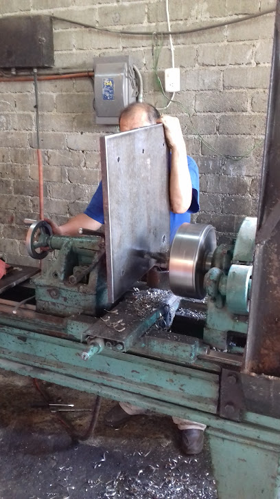 Negocio Taller De Torno Tito