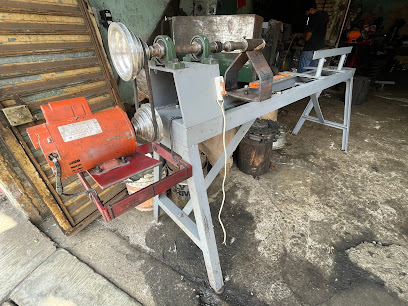 Negocio Taller De Torno Y Cluths Y Frenos (Baez)