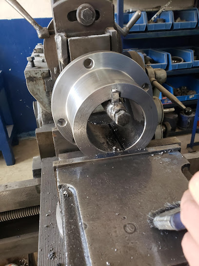 Negocio Torno Universal Corzas