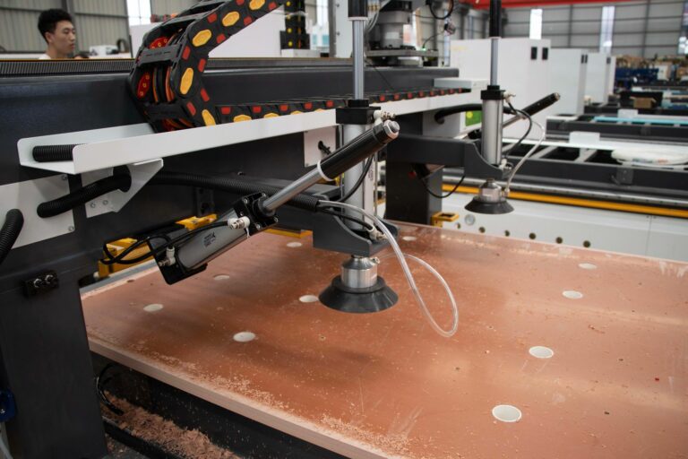 Programación de Torno CNC: Biselado y Matado de Cantos Automático